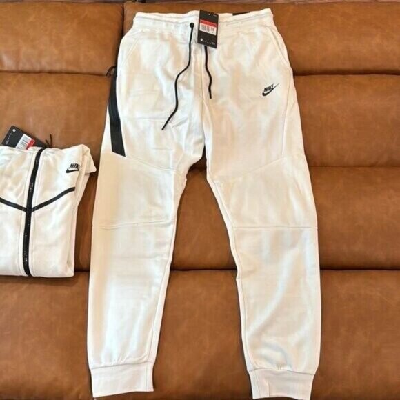Nike Tech Fleece White Sweatpants SS24 / Joggers for Men Size Large - Picture 1 of 2